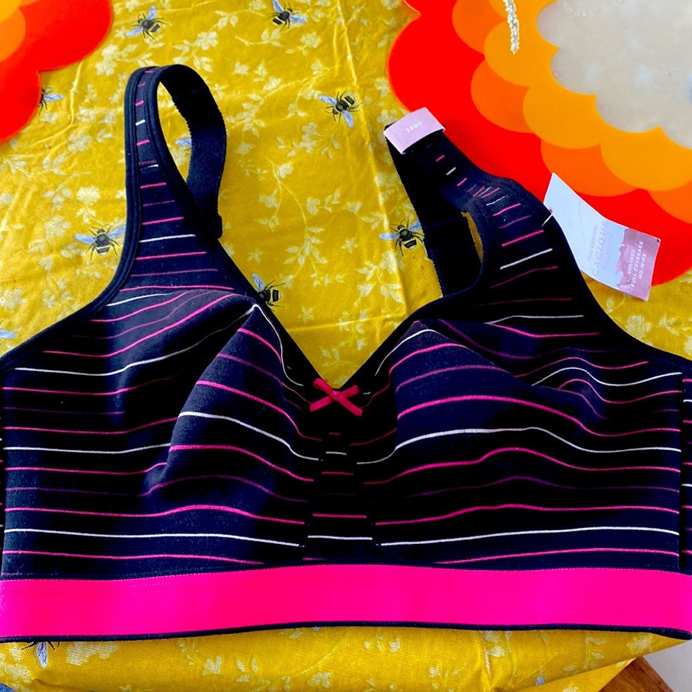 NWT Cacique Cotton bra  in 36DD.